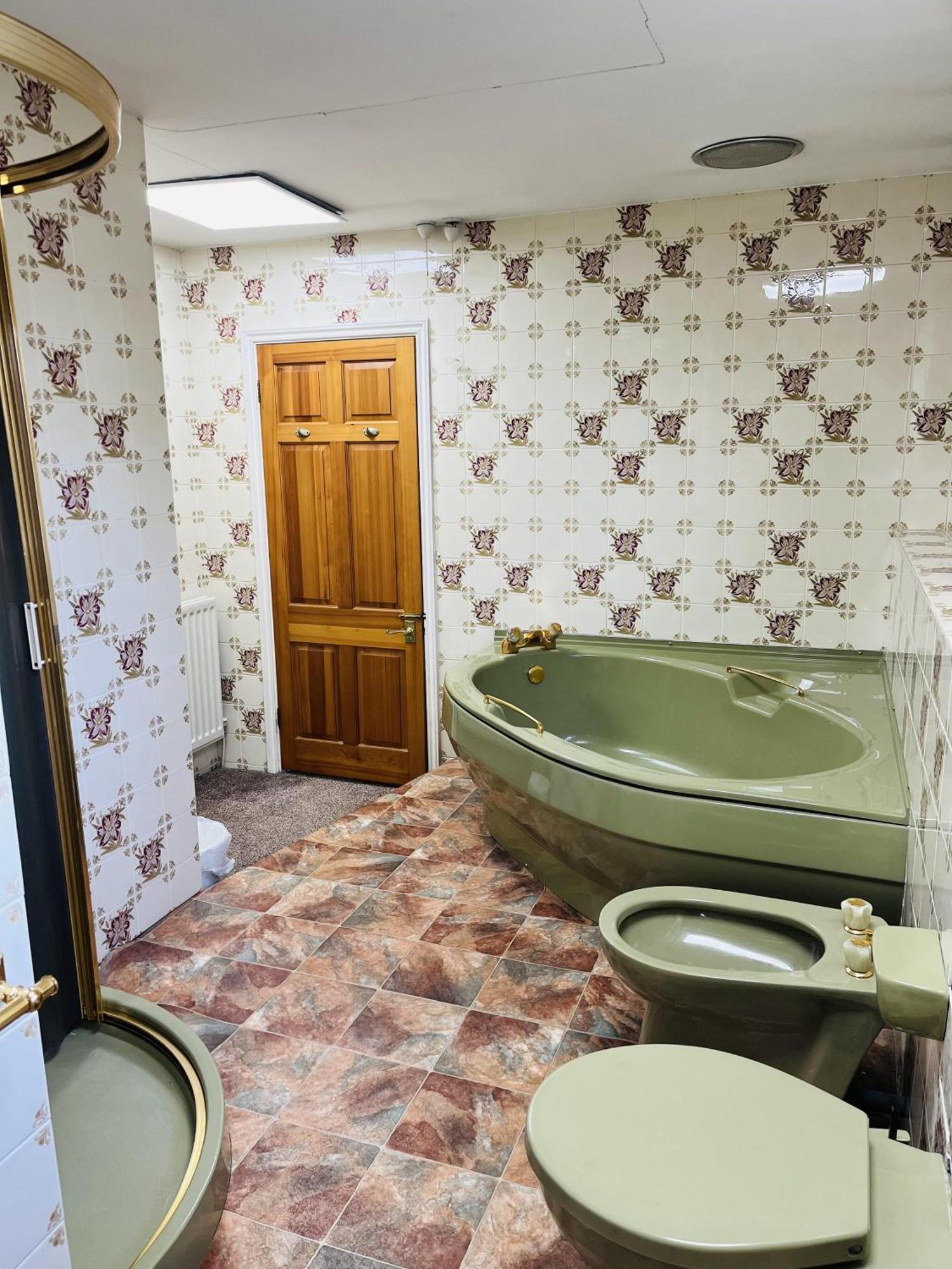 Unwind In Comfort At Cosy Caradus Free Parking Бирмингам Екстериор снимка