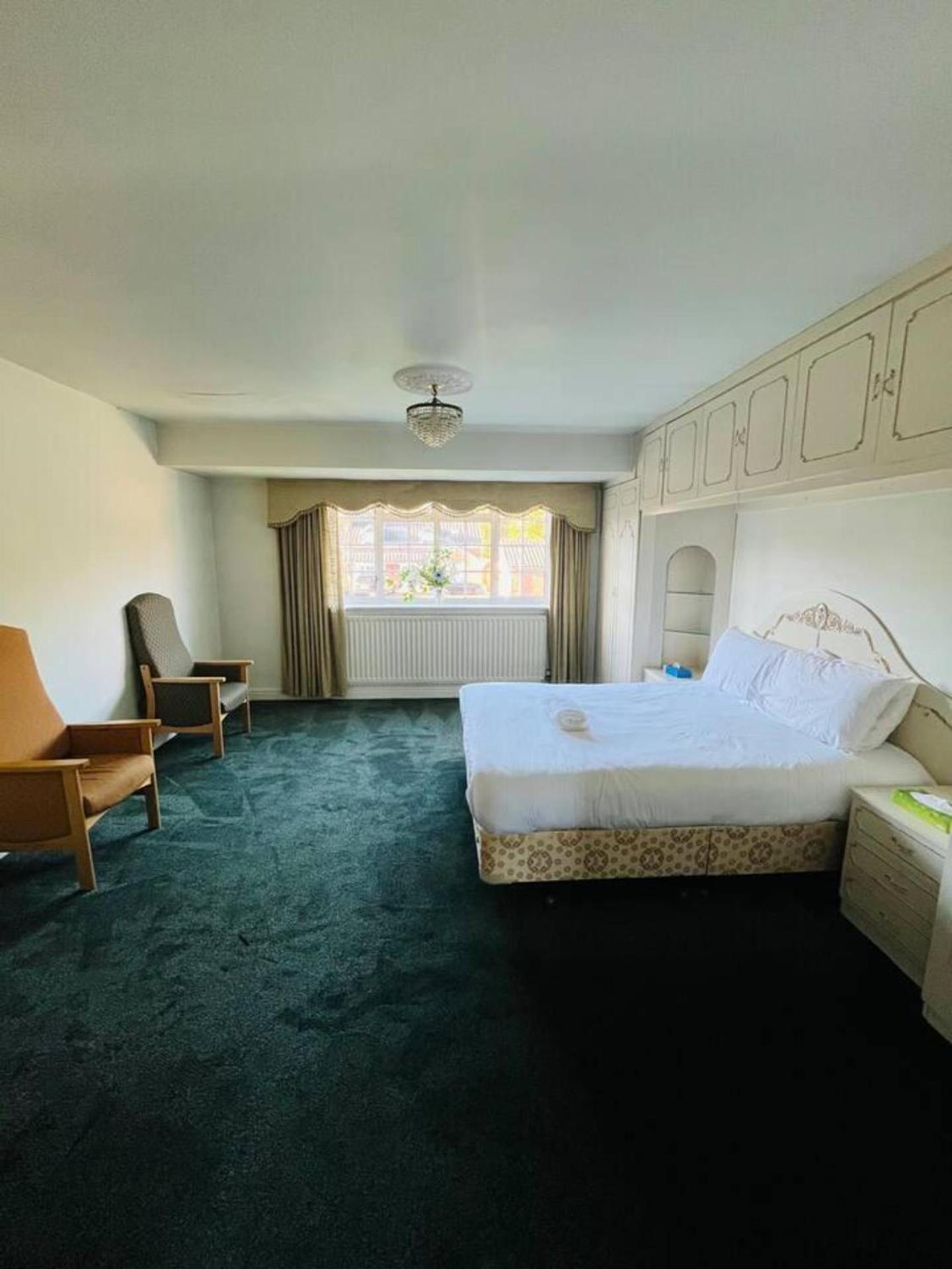 Unwind In Comfort At Cosy Caradus Free Parking Бирмингам Екстериор снимка
