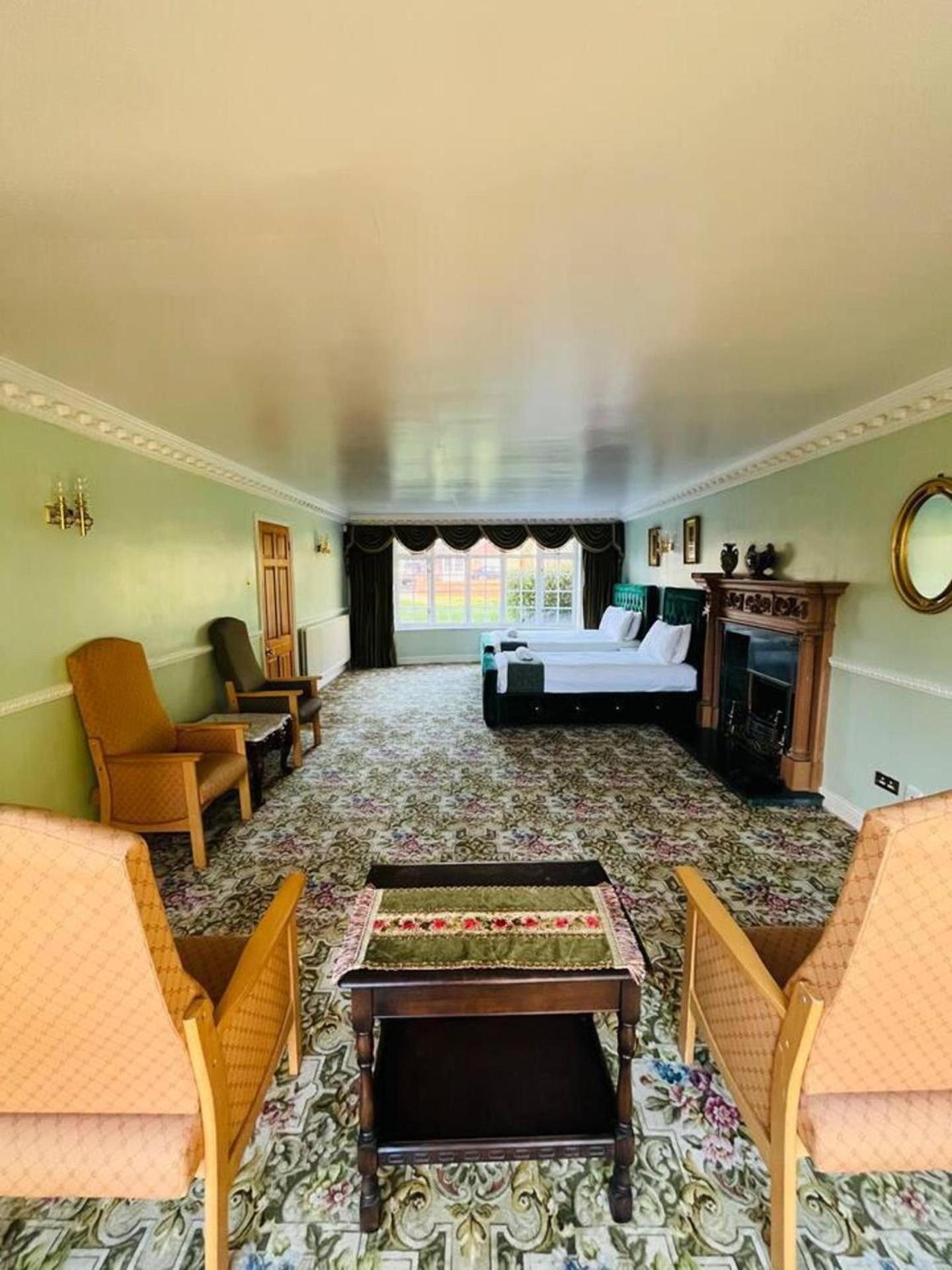 Unwind In Comfort At Cosy Caradus Free Parking Бирмингам Екстериор снимка